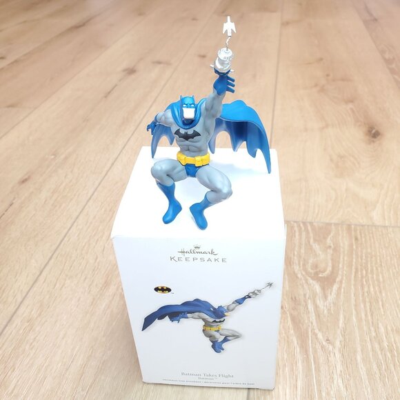 Hallmark Keepsake Ornament DC Comics Batman Descending Gotham & Takes Flight Lot - Picture 4 of 15